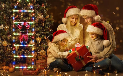 SantaGlow™ – LED Christmas Garland